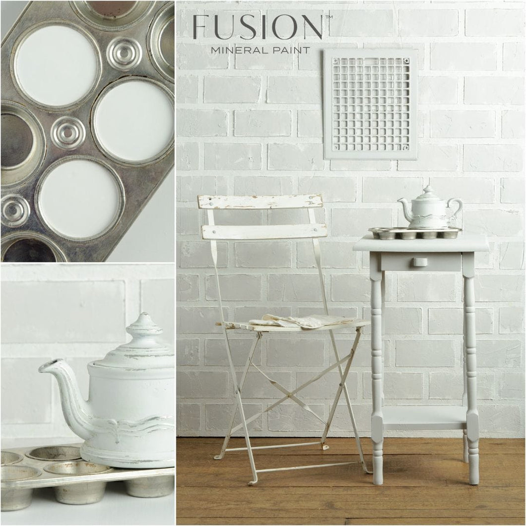 Fusion Mineral Paint Lamp White test pot